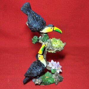 VTG Pair of Toucans Sitting on a Tree Branch Nest Egg Flowers Resin Figurine